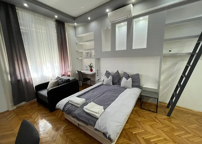 Szechenyi Apartman